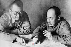 1948年，朱德与陈毅部署豫东战役