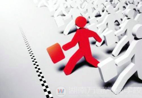 湖南万通汽车学校，好就业