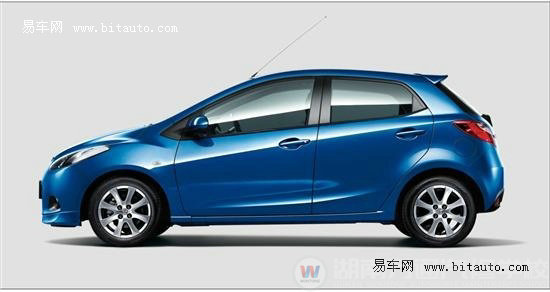 Mazda2、Mazda2劲翔“炫动款”抵达烟台