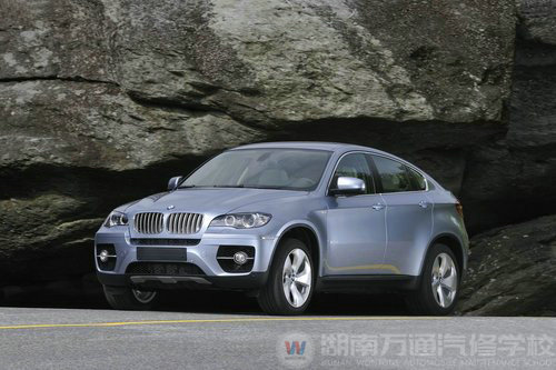 BMW混动7系和X6上市