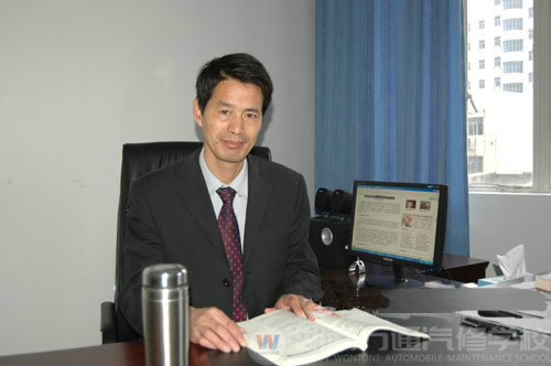湖南万通汽车学校，名师风采