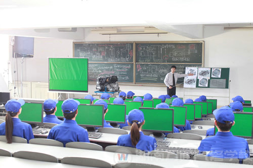 湖南万通汽车学校，职业教育技能+学历