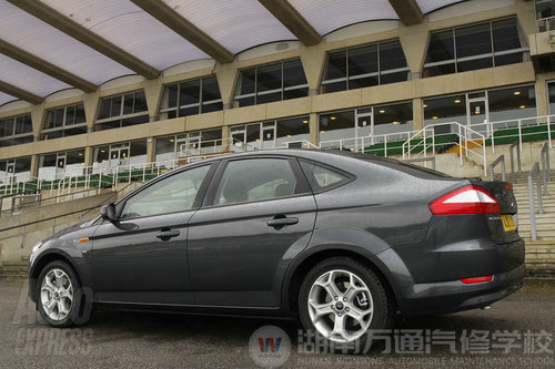 售约19.8万起 福特海外推蒙迪欧Sport