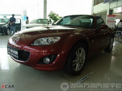 约合20.35万元 马自达MX-5特别版亮相