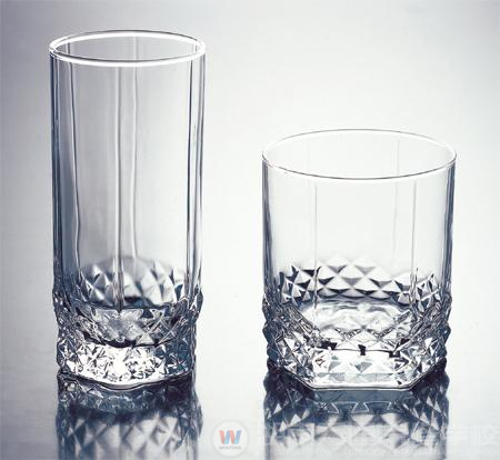 企业是杯 学生是水