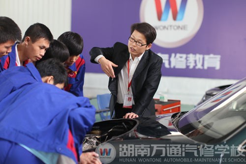 湖南万通汽车学校名师风采林炯