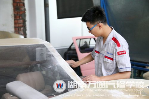 想读大专，哪个学校好呢？
