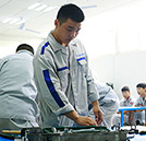 脱下军装何去何从：退伍军人进军汽车行业