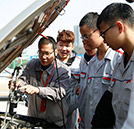 初中毕业学什么技术好？学汽修怎么样？