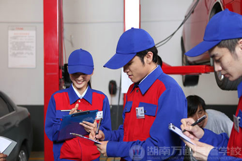 万通汽修学校创新人才培养模式