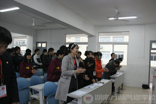 湖南万通汽修学校，演讲比赛系列报道