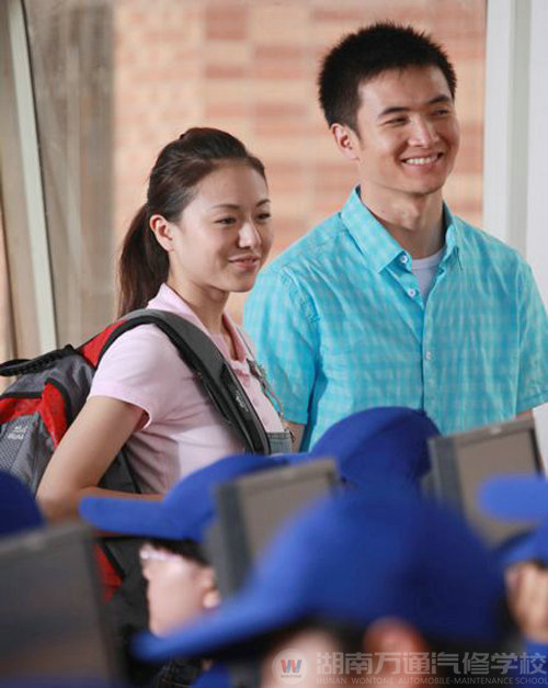 万通学子用实力挑战高薪