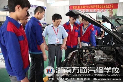 湖南万通跟紧市场步伐，不断提升教学质量