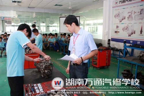 实际操作考场，学子实践场景
