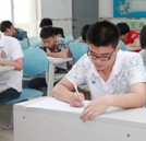 湖南万通职业技能班学子参加电工证考试
