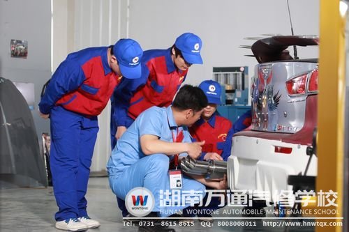不上大学的高中生可以通过学汽修技术，开启成才大门