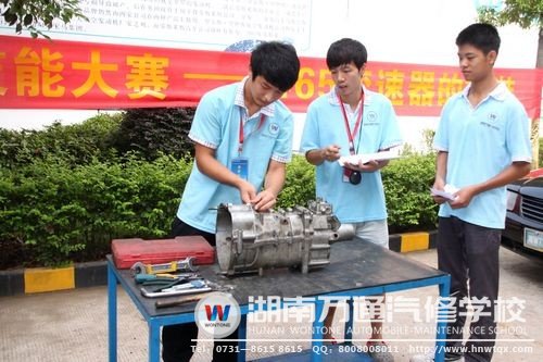 理实一体化教学促使学生互相配合，共同进步