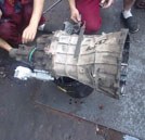 选择专业汽修学校学汽修 远胜汽修厂当学徒