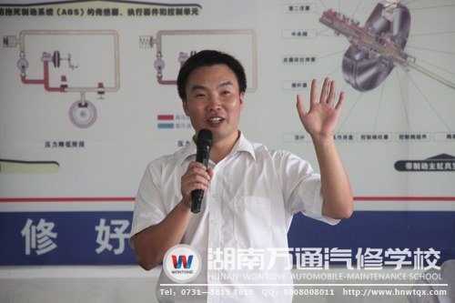 伍振中教授的讲话很精彩