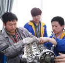 想学汽车修理  去湖南哪个学校好？
