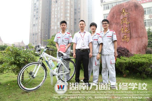 再接再厉，争取在总决赛中勇得桂冠！