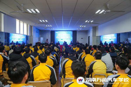 名企入校专场招聘 湖南万通学子高质就业