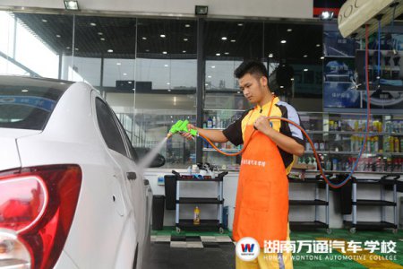 权威数据说话：汽车美容行业前景有多广？