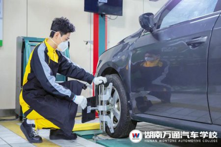 常年漂泊异乡打工，不如学好技术回乡创业！