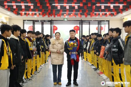 从新人到店长,向师位凭借所学之技,做到了!