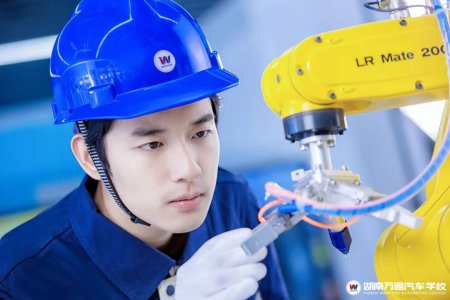 湖南学PLC编程去哪里？PLC月入过万普通人能实现吗？