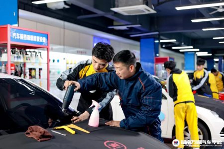 年前掌握一门扎实技术,年后稳妥创就业