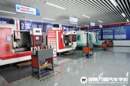 湖南汽车技工学校_汽车维修_汽车学校新闻