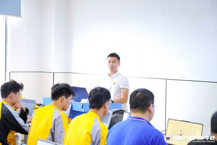 走进湖南万通,遇见优秀教师—胡宇源|手握一线项目经验,深耕职教讲台