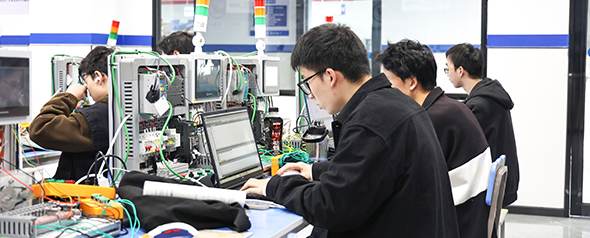 电气自动化与数控技术